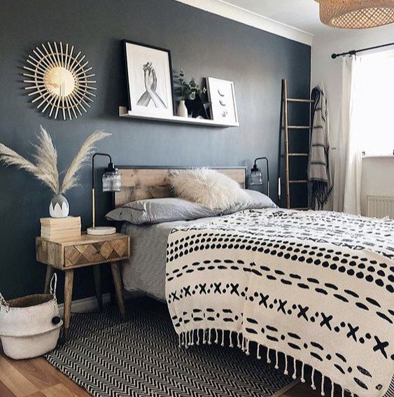 Small bedroom layout